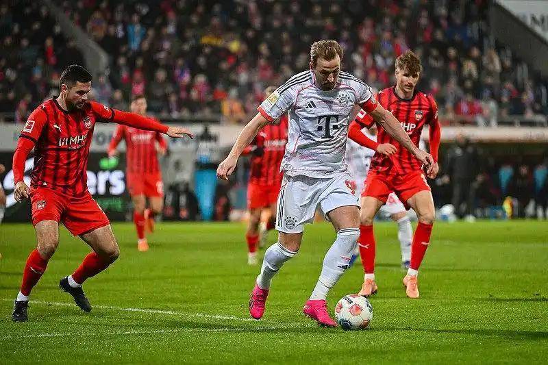 《踢球者》预测南部之星拿到欧冠冠军，多特蒙德拥有“爆种”的基础